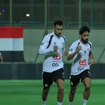 الكواليس الأخيرة داخل معسكر منتخب مصر.. انتظام محترف جديد وظهور كندي